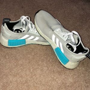 ADIDAS tennis shoes (size 4.5)